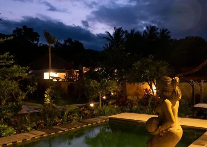 Kubu Kangin Resort 3*